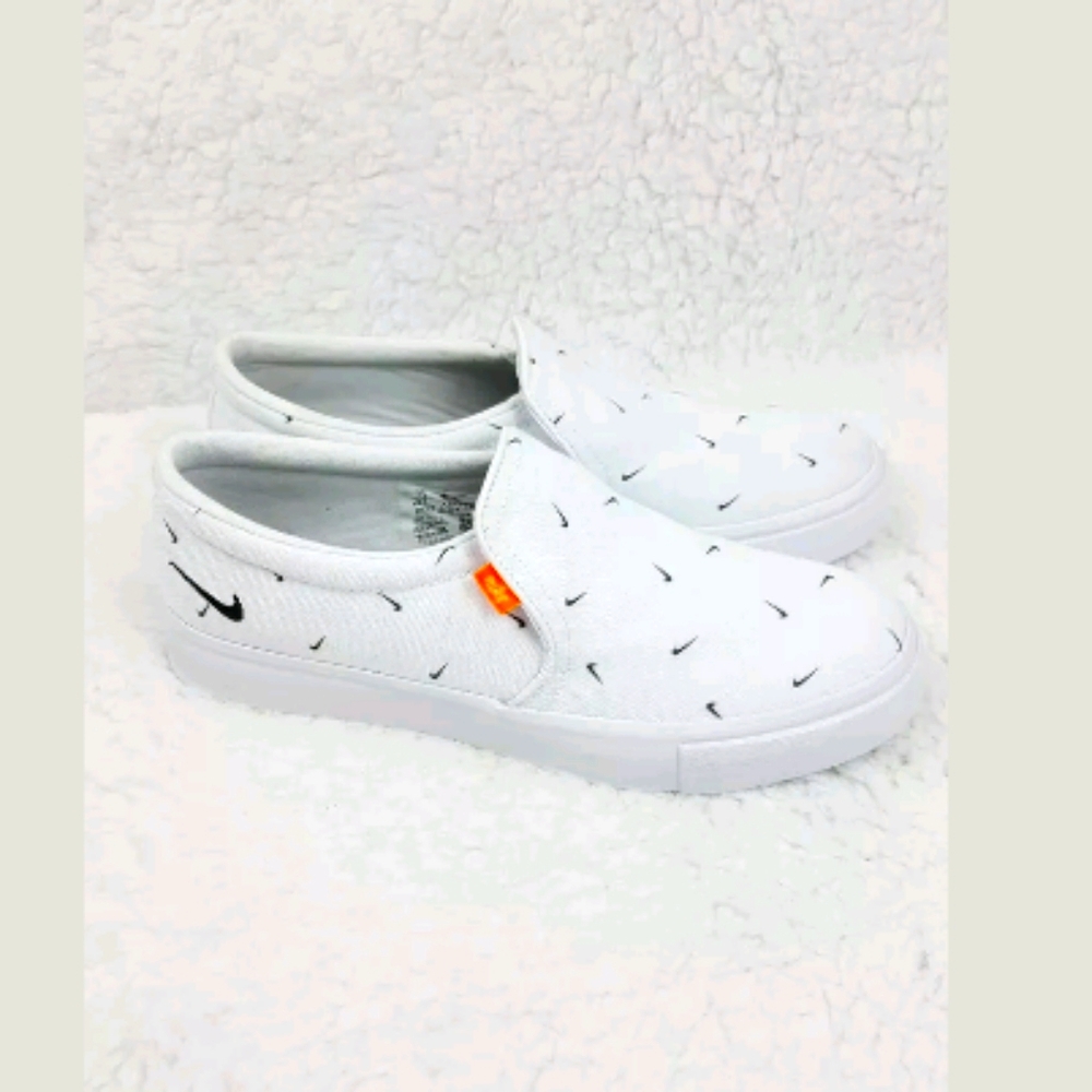 NIKE COURT ROYALE AC SLIP-ON TRAINERS SNEAKERS WOM